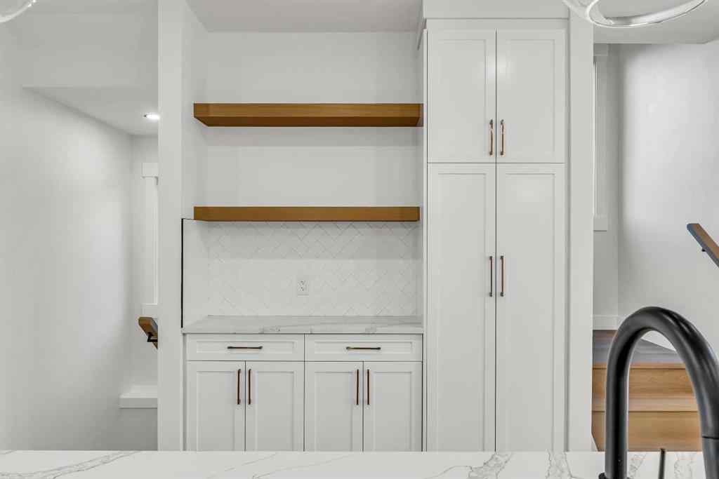 MLS® A2268467 - 640 25 Avenue NW in Mount Pleasant Calgary, Residential