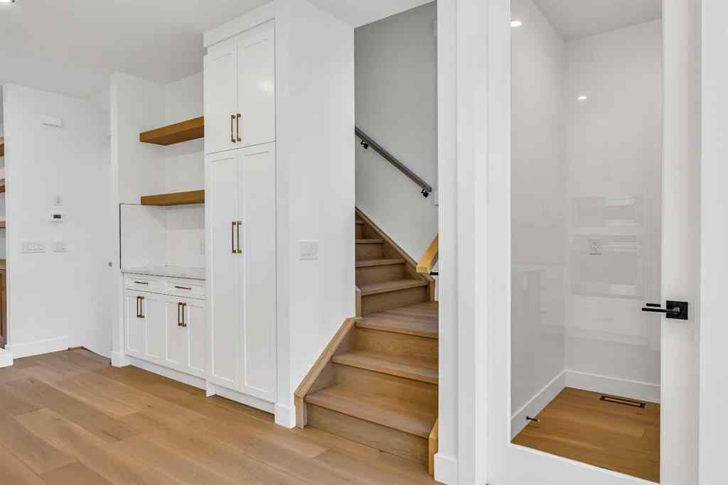 MLS® A2268467 - 640 25 Avenue NW in Mount Pleasant Calgary, Residential