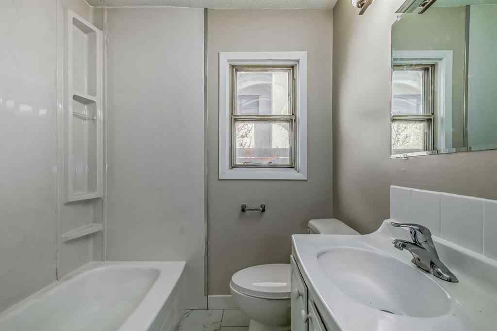 MLS® A2268473 - Unit #A,B,C,D,E 1917 24 Street SW in Richmond Calgary, Multi-Family