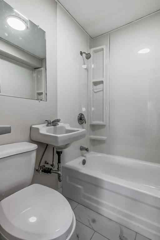 MLS® A2268473 - Unit #A,B,C,D,E 1917 24 Street SW in Richmond Calgary, Multi-Family