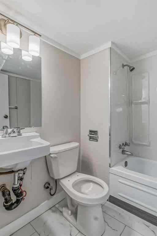 MLS® A2268473 - Unit #A,B,C,D,E 1917 24 Street SW in Richmond Calgary, Multi-Family