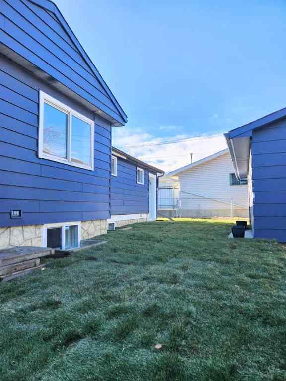 MLS® A2268474 - 406 8 Avenue SE in Southeast Central High River High River, Residential