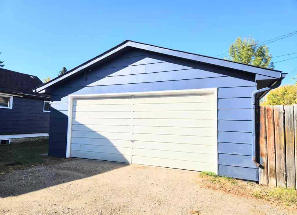 MLS® A2268474 - 406 8 Avenue SE in Southeast Central High River High River, Residential