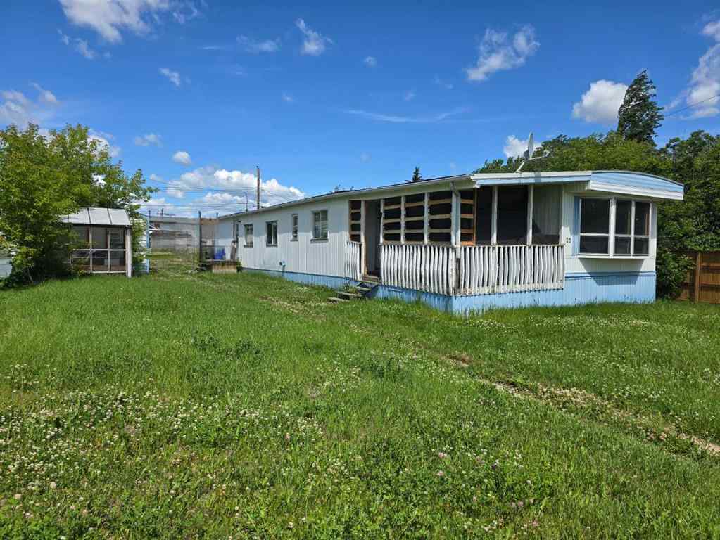 MLS® A2268485 - 25 Huston Drive   in NONE Grimshaw, Residential