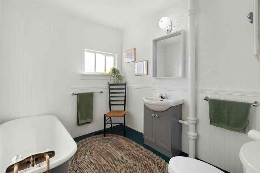 MLS® A2268488 - 237 6 Avenue SE in Central High River High River, Residential