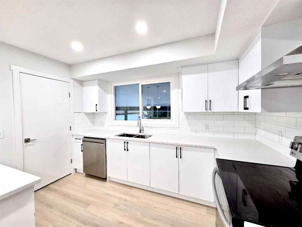 MLS® A2268490 - 131 Whiteview Close NE in Whitehorn Calgary, Residential