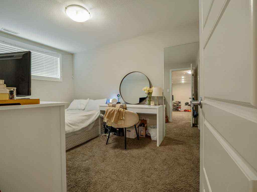 MLS® A2268493 - 10 Riverglen Link W in Riverstone Lethbridge, Residential