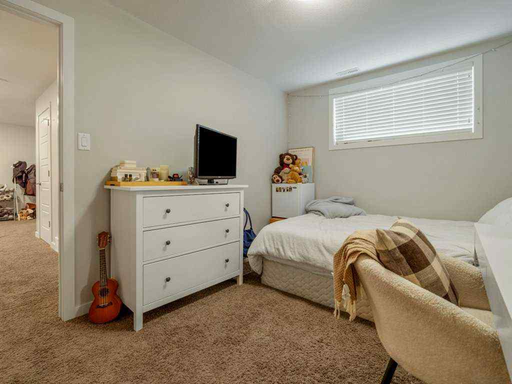 MLS® A2268493 - 10 Riverglen Link W in Riverstone Lethbridge, Residential