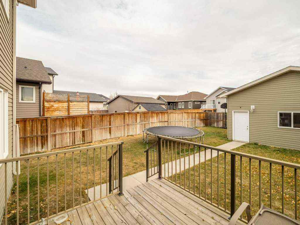 MLS® A2268493 - 10 Riverglen Link W in Riverstone Lethbridge, Residential