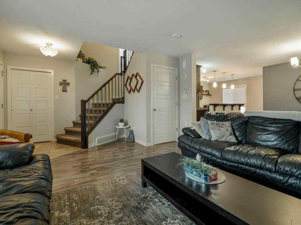 MLS® A2268493 - 10 Riverglen Link W in Riverstone Lethbridge, Residential