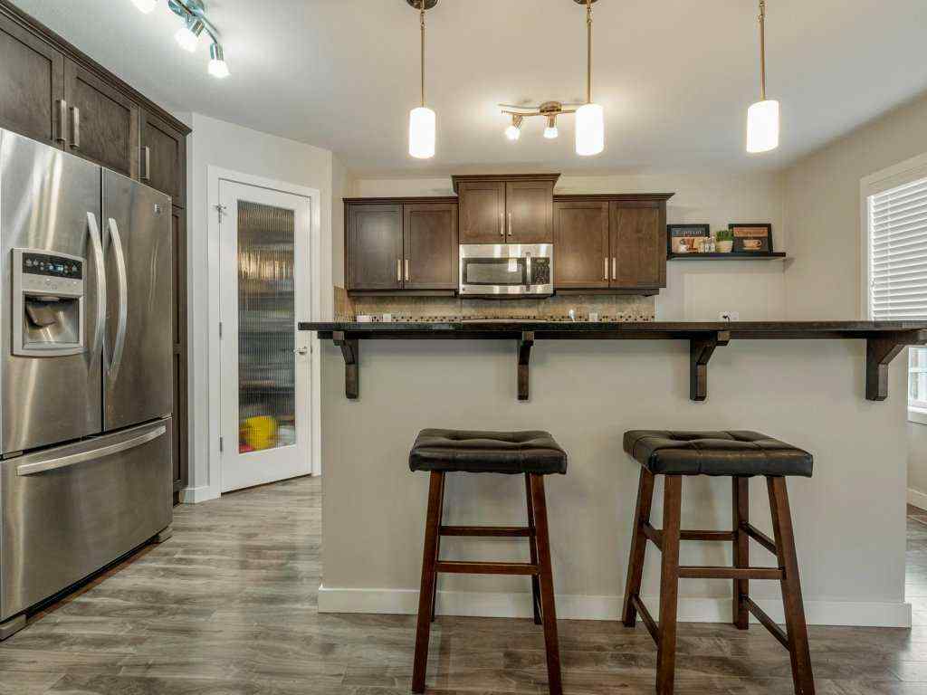 MLS® A2268493 - 10 Riverglen Link W in Riverstone Lethbridge, Residential