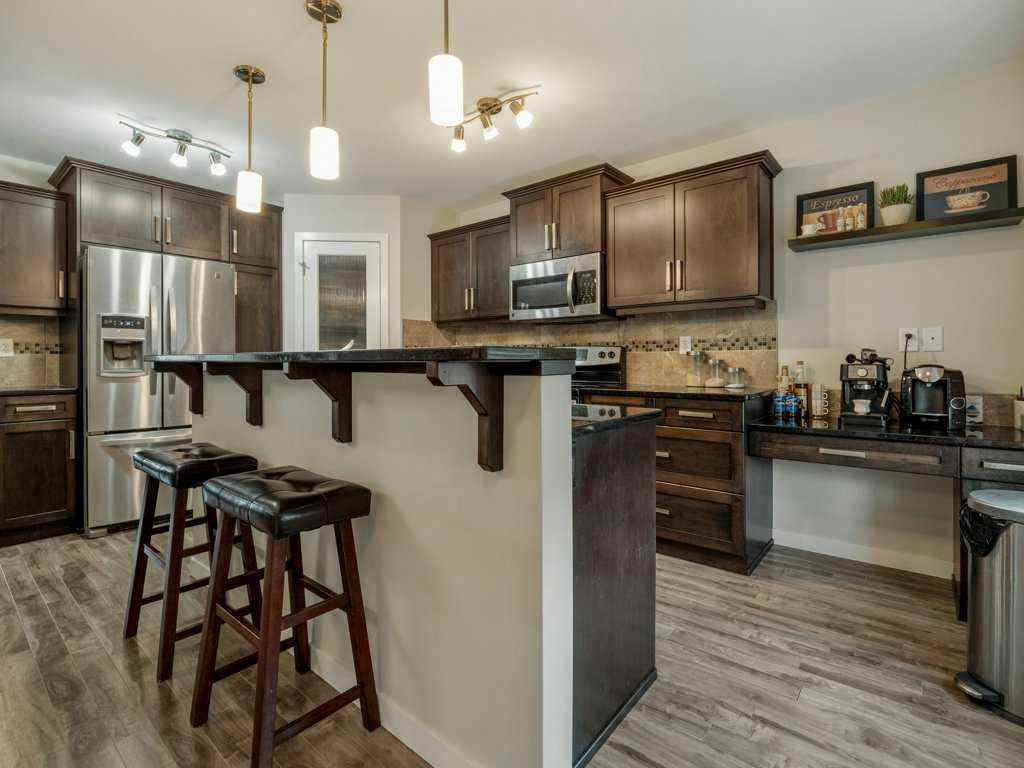 MLS® A2268493 - 10 Riverglen Link W in Riverstone Lethbridge, Residential