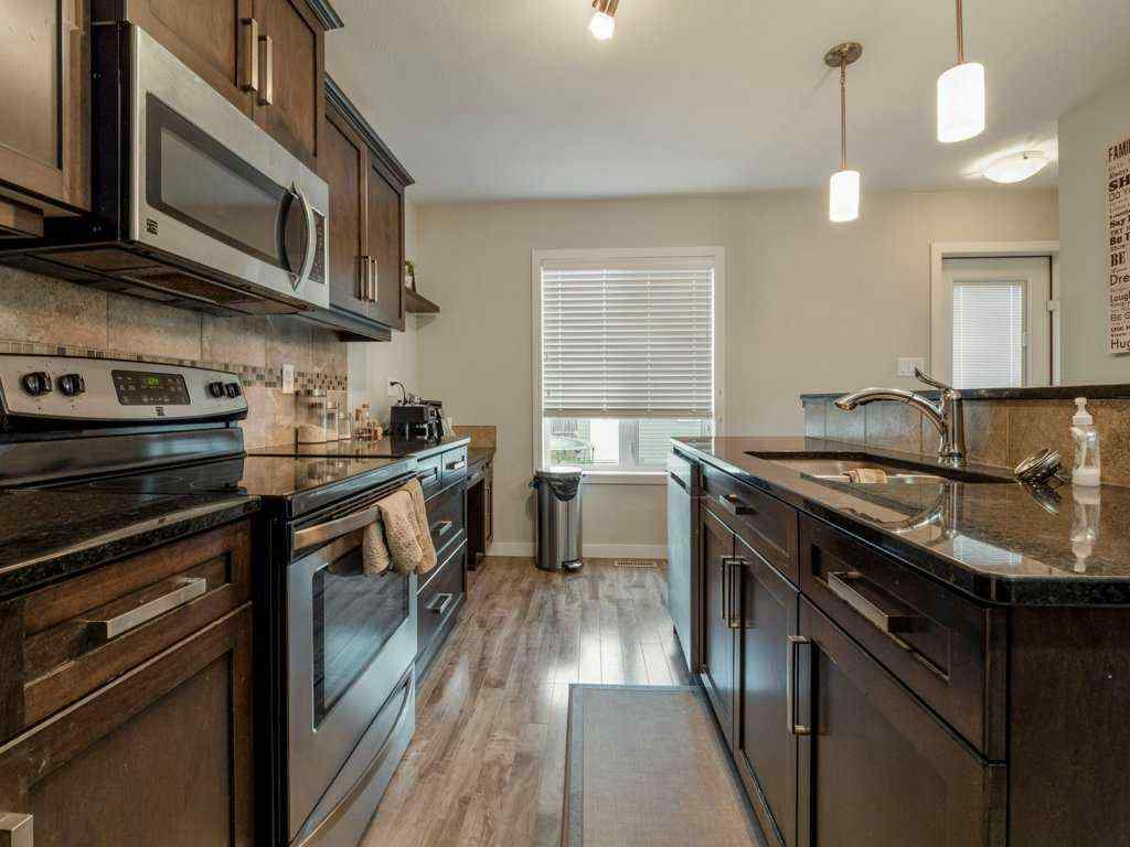 MLS® A2268493 - 10 Riverglen Link W in Riverstone Lethbridge, Residential