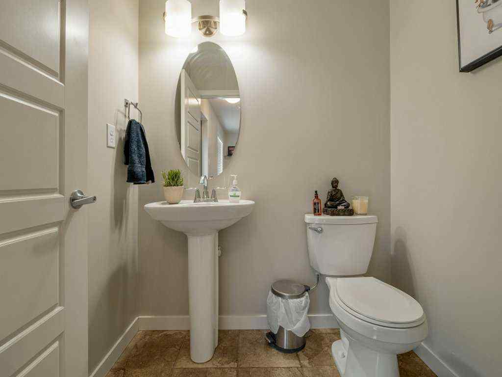 MLS® A2268493 - 10 Riverglen Link W in Riverstone Lethbridge, Residential