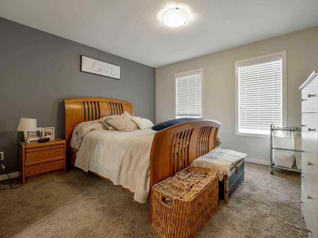 MLS® A2268493 - 10 Riverglen Link W in Riverstone Lethbridge, Residential