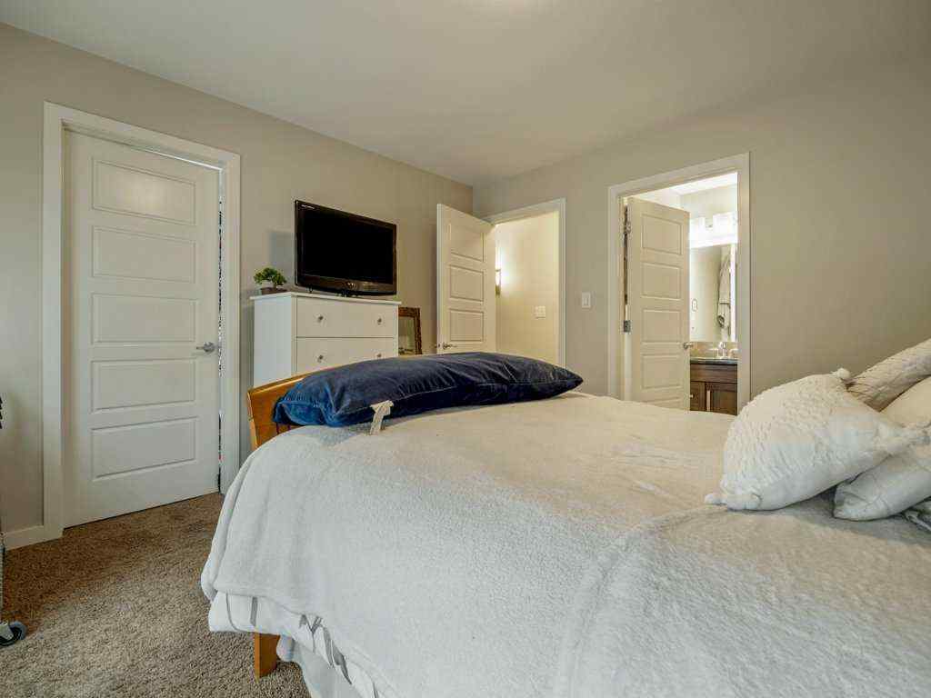 MLS® A2268493 - 10 Riverglen Link W in Riverstone Lethbridge, Residential