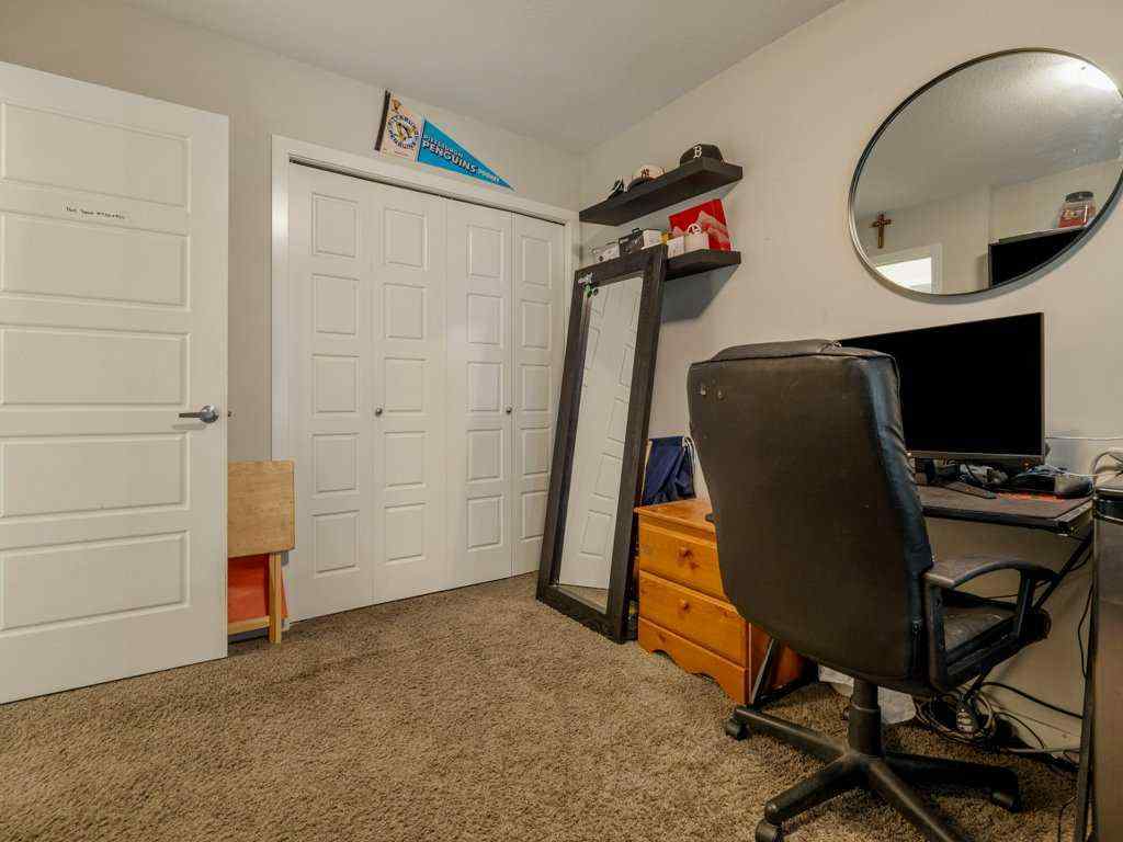 MLS® A2268493 - 10 Riverglen Link W in Riverstone Lethbridge, Residential