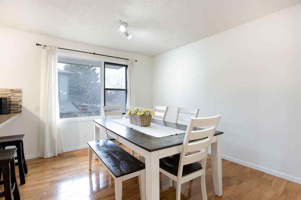 MLS&reg; # A2268494 - Unit #54 10030 Oakmoor Way SW in Oakridge Calgary, Residential Open Houses