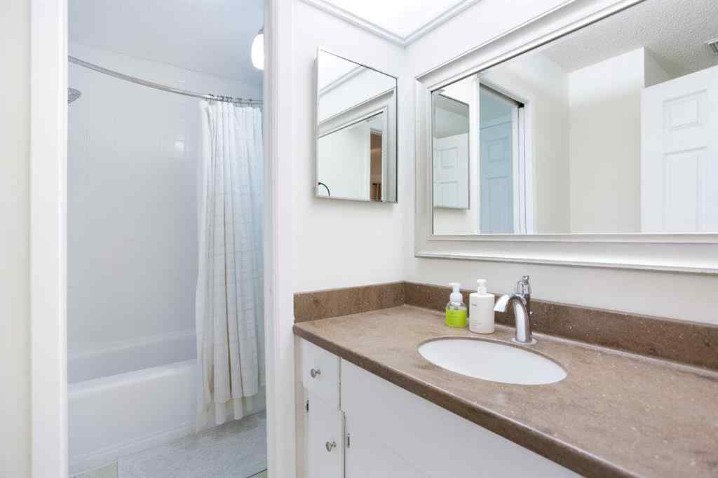 MLS&reg; # A2268494 - Unit #54 10030 Oakmoor Way SW in Oakridge Calgary, Residential Open Houses