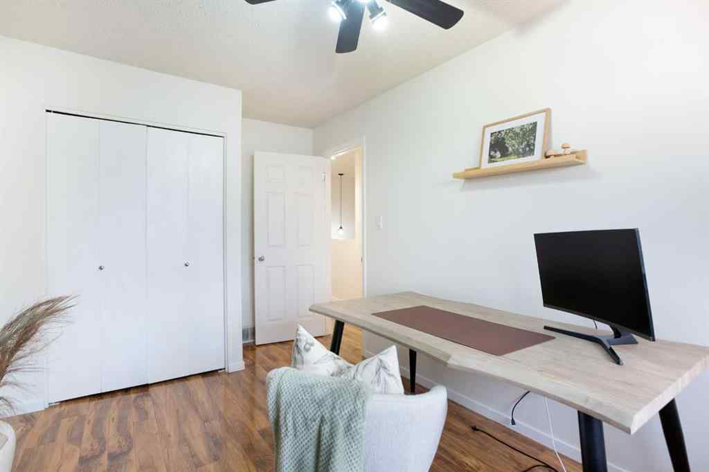 MLS&reg; # A2268494 - Unit #54 10030 Oakmoor Way SW in Oakridge Calgary, Residential Open Houses