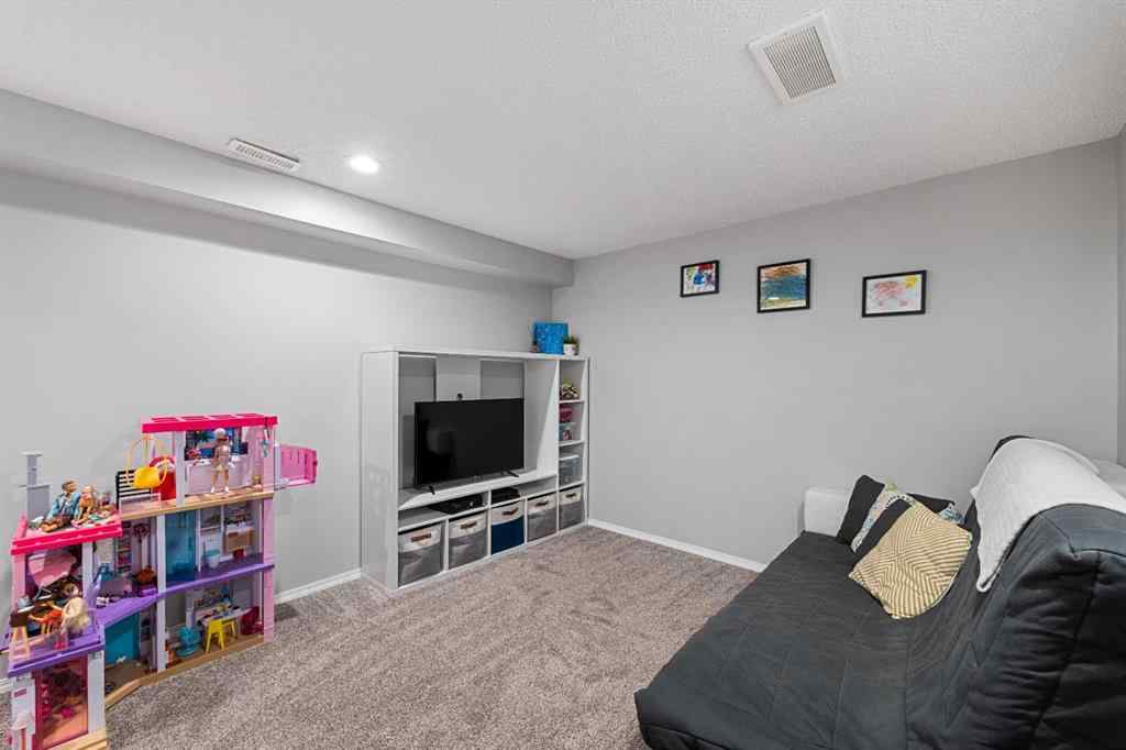 MLS® A2268495 - 208 Elgin Meadows View SE in McKenzie Towne Calgary, Residential