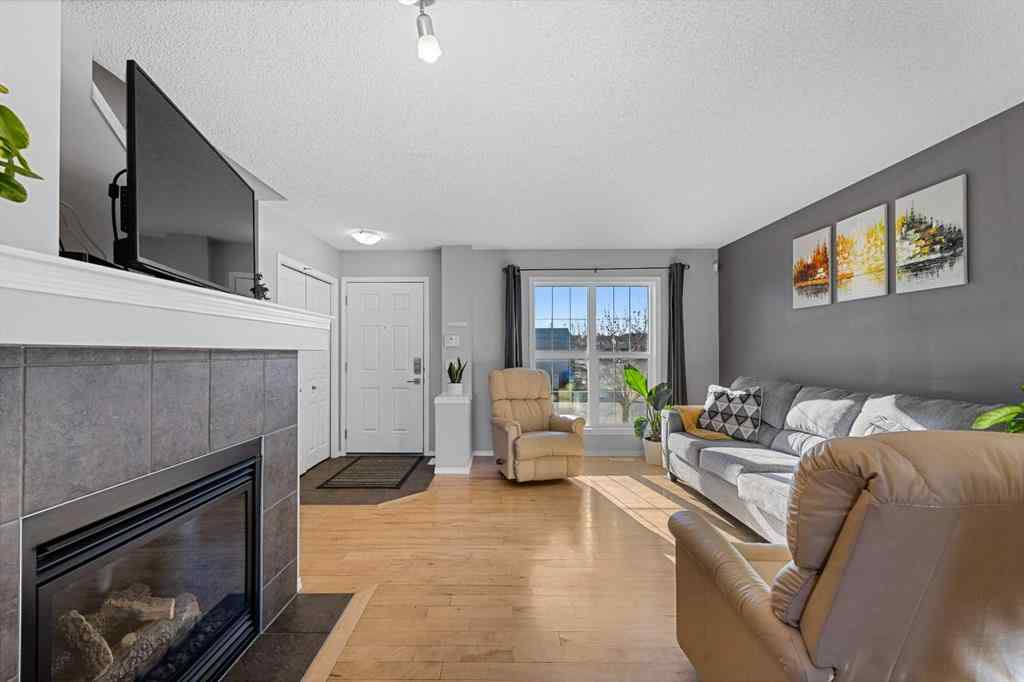 MLS® A2268495 - 208 Elgin Meadows View SE in McKenzie Towne Calgary, Residential