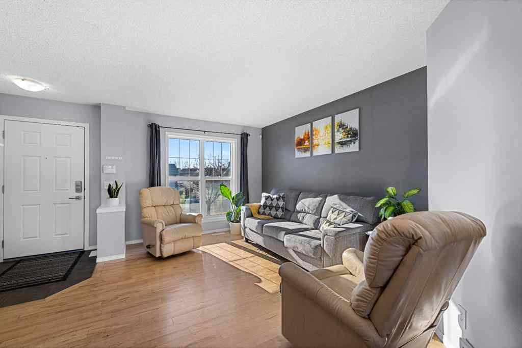 MLS® A2268495 - 208 Elgin Meadows View SE in McKenzie Towne Calgary, Residential