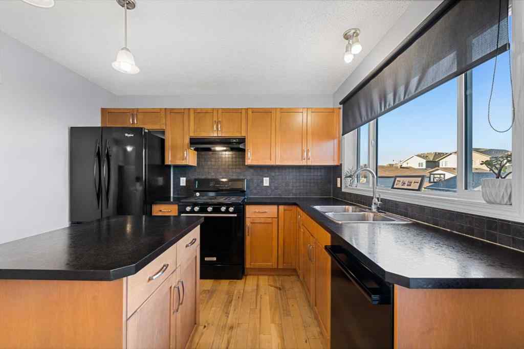 MLS® A2268495 - 208 Elgin Meadows View SE in McKenzie Towne Calgary, Residential