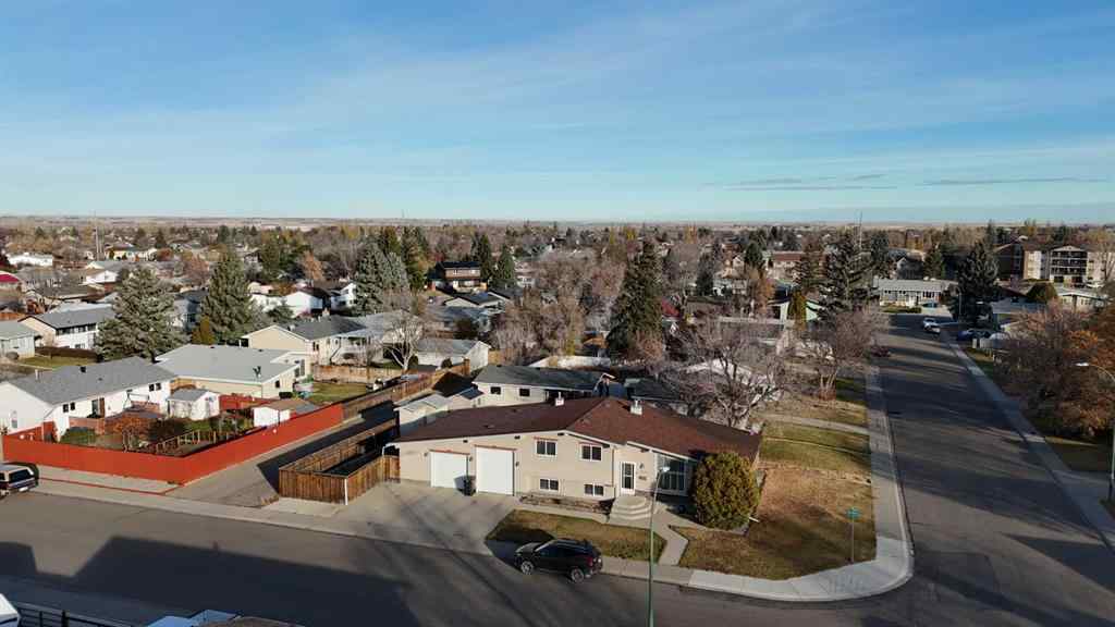 MLS® A2268497 - 1911 24 Avenue N in Winston Churchill Lethbridge, Residential