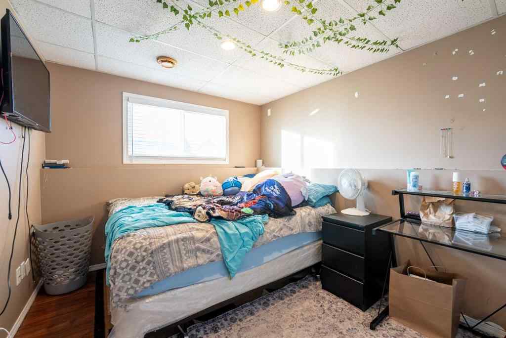 MLS® A2268497 - 1911 24 Avenue N in Winston Churchill Lethbridge, Residential