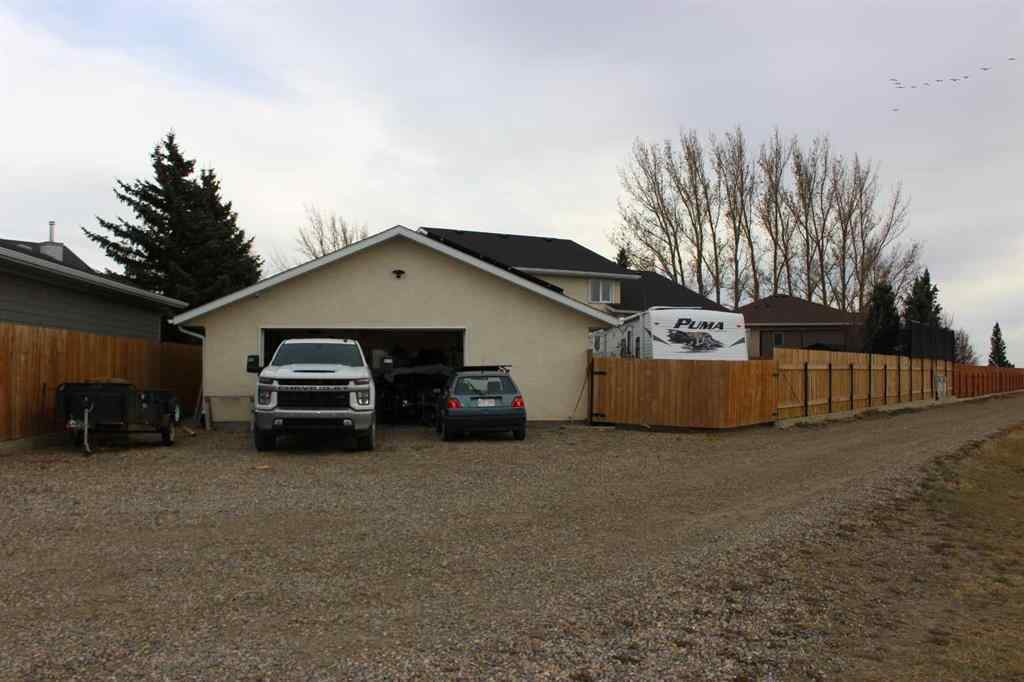 MLS® A2268501 - 636 Maple Place  in NONE Picture Butte, Residential