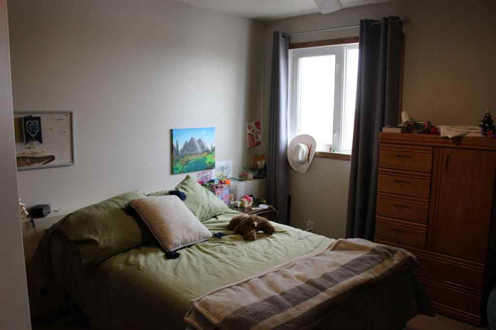 MLS® A2268501 - 636 Maple Place  in NONE Picture Butte, Residential