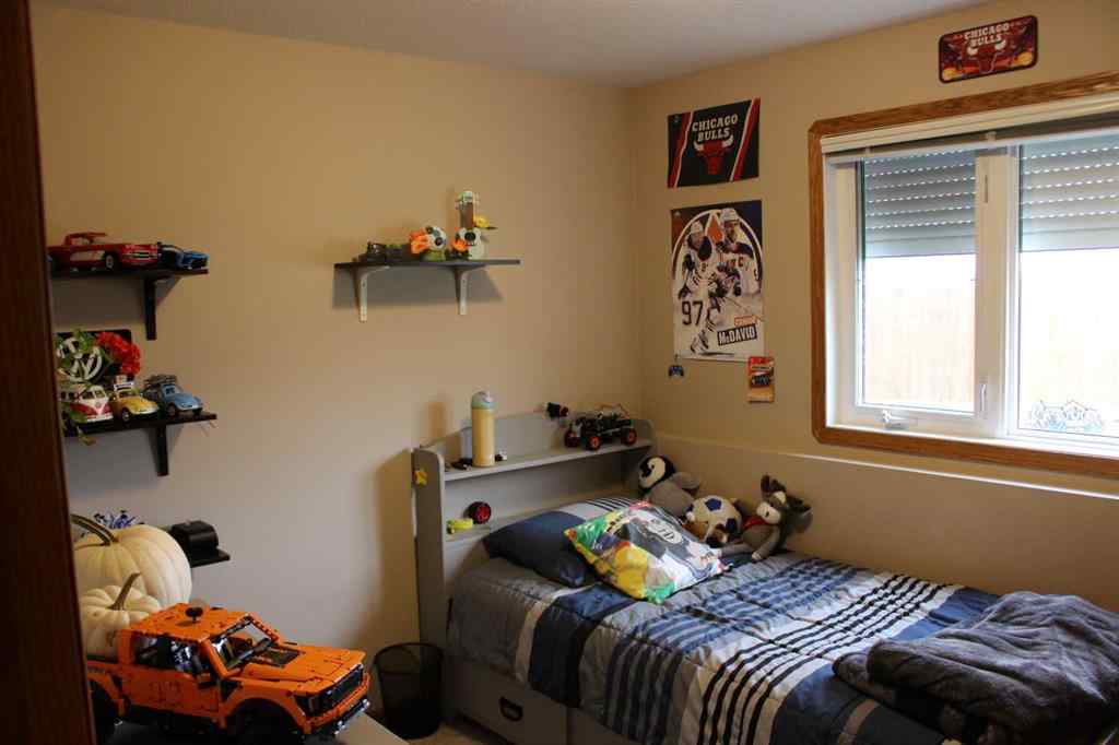 MLS® A2268501 - 636 Maple Place  in NONE Picture Butte, Residential