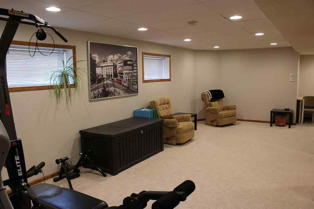 MLS® A2268501 - 636 Maple Place  in NONE Picture Butte, Residential