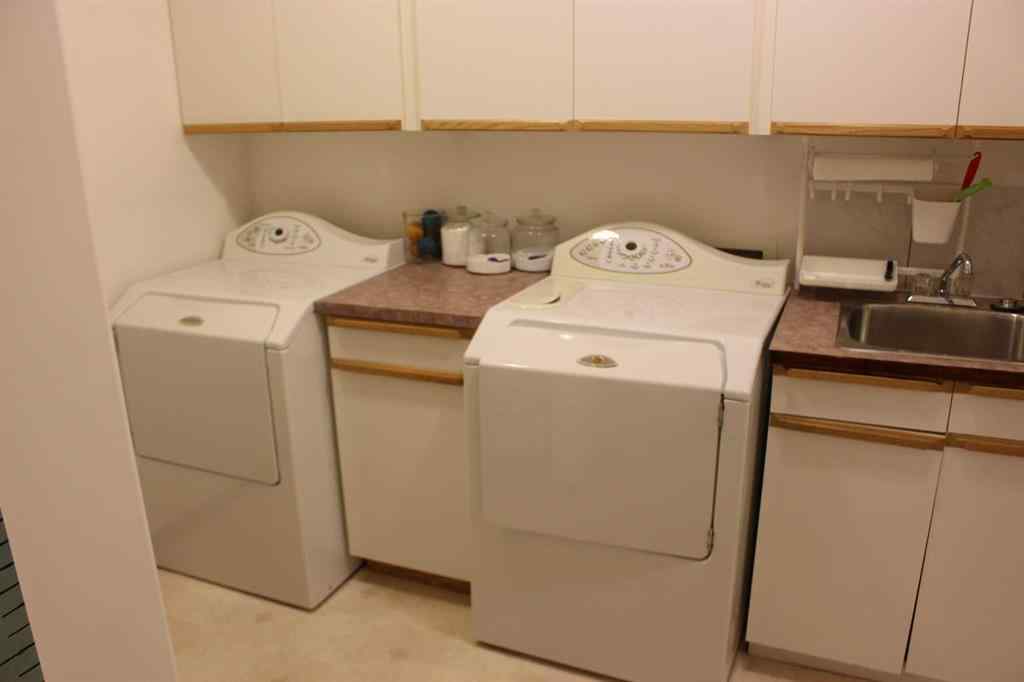 MLS® A2268501 - 636 Maple Place  in NONE Picture Butte, Residential