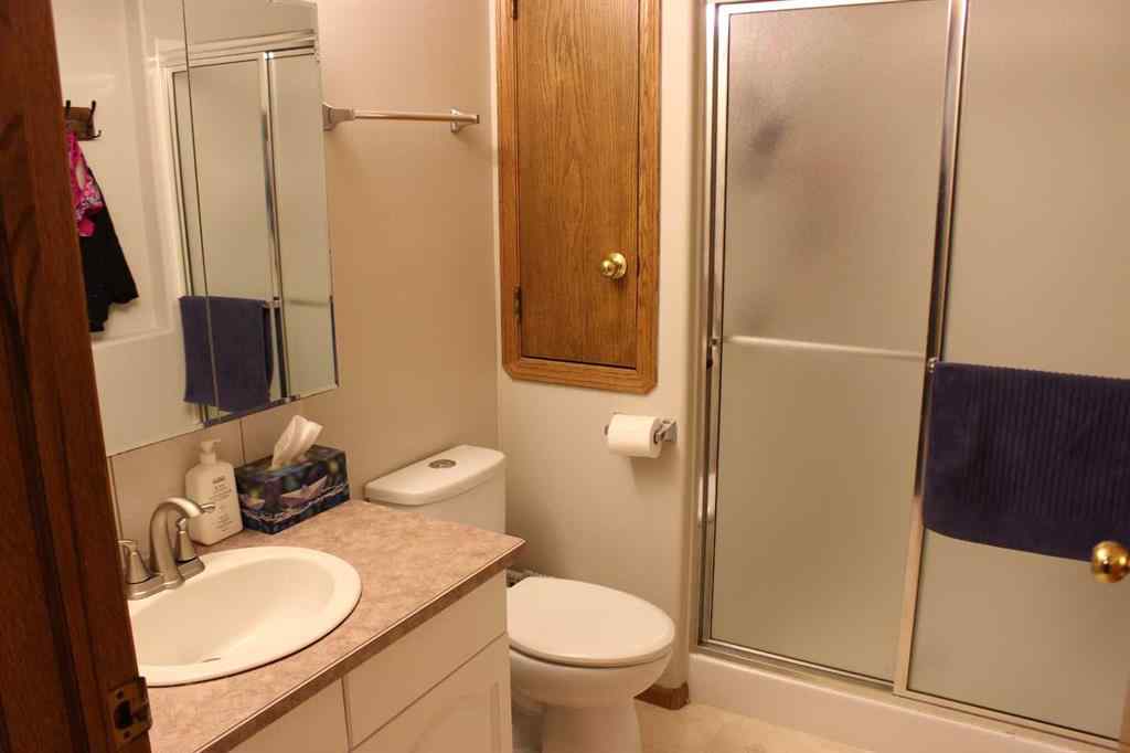 MLS® A2268501 - 636 Maple Place  in NONE Picture Butte, Residential