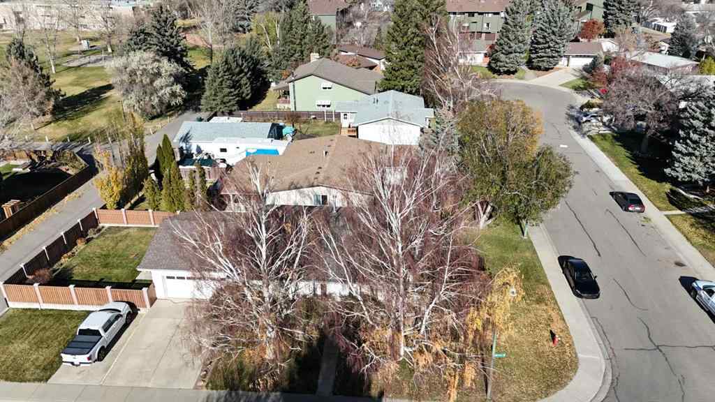 MLS® A2268503 - 1515 20 Avenue N in Winston Churchill Lethbridge, Residential