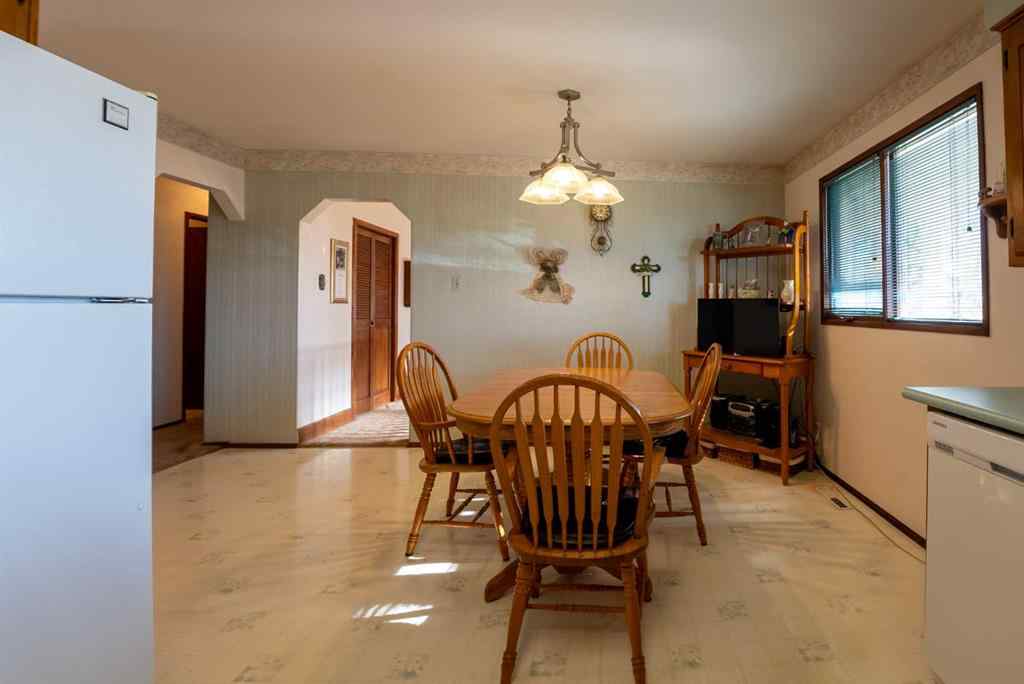 MLS® A2268503 - 1515 20 Avenue N in Winston Churchill Lethbridge, Residential