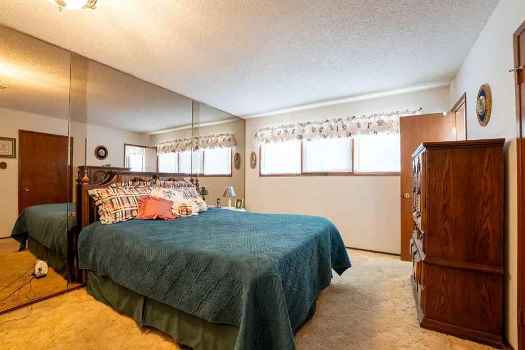 MLS® A2268503 - 1515 20 Avenue N in Winston Churchill Lethbridge, Residential