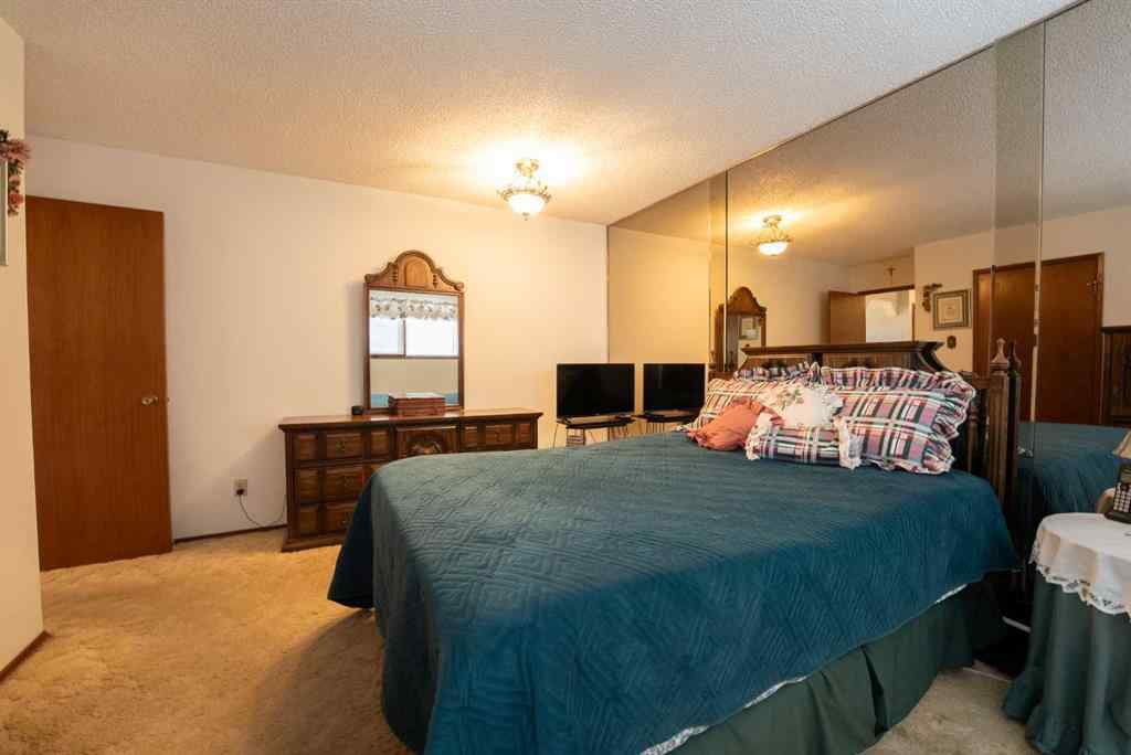 MLS® A2268503 - 1515 20 Avenue N in Winston Churchill Lethbridge, Residential