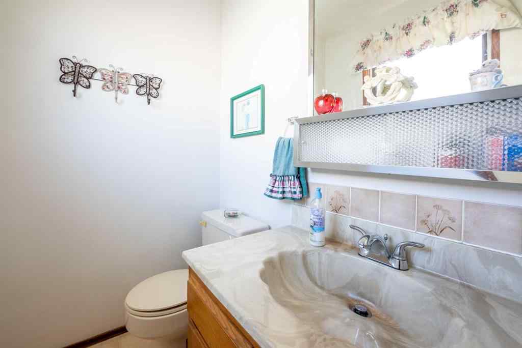 MLS® A2268503 - 1515 20 Avenue N in Winston Churchill Lethbridge, Residential