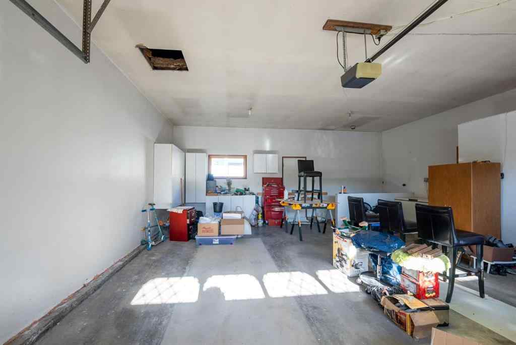 MLS® A2268503 - 1515 20 Avenue N in Winston Churchill Lethbridge, Residential