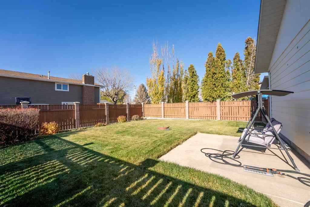 MLS® A2268503 - 1515 20 Avenue N in Winston Churchill Lethbridge, Residential