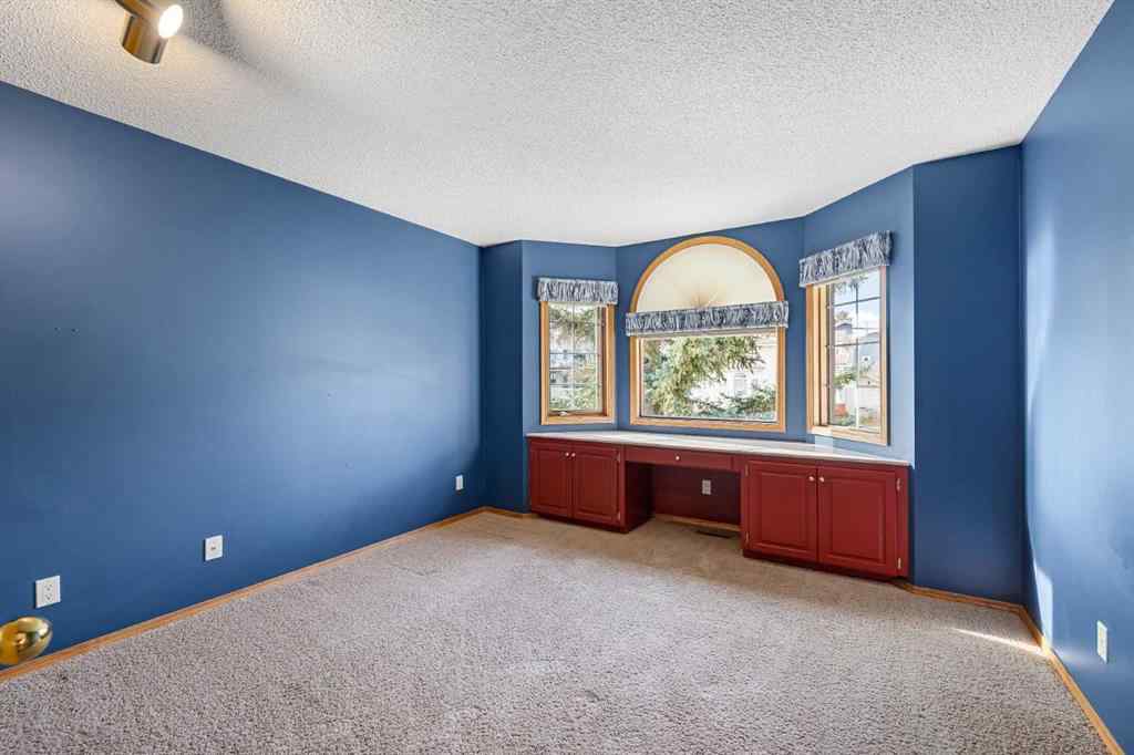 MLS® A2268510 - 201 Signature Way SW in Signal Hill Calgary, Residential