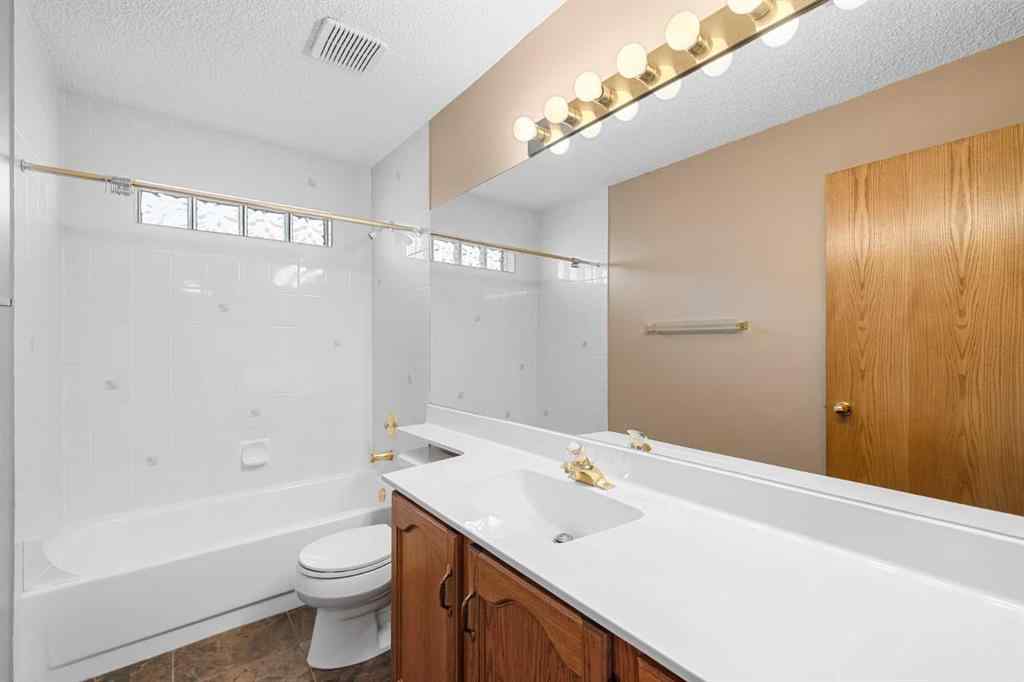 MLS® A2268510 - 201 Signature Way SW in Signal Hill Calgary, Residential