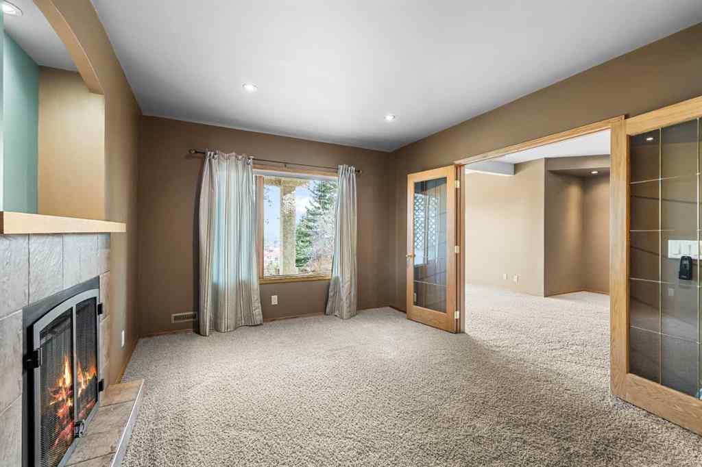 MLS® A2268510 - 201 Signature Way SW in Signal Hill Calgary, Residential