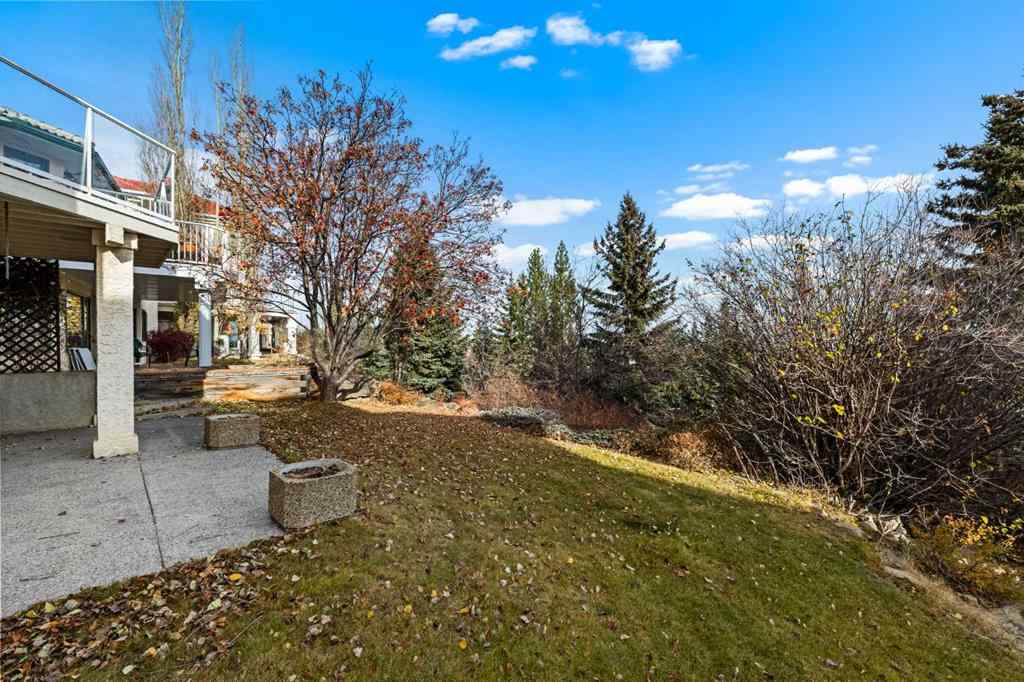 MLS® A2268510 - 201 Signature Way SW in Signal Hill Calgary, Residential