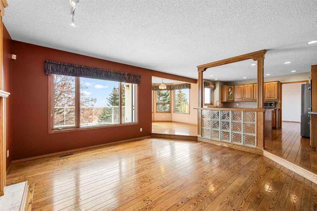 MLS® A2268510 - 201 Signature Way SW in Signal Hill Calgary, Residential