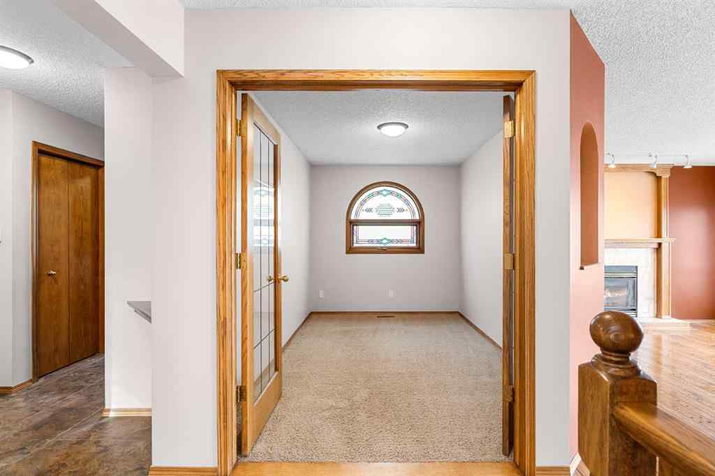 MLS® A2268510 - 201 Signature Way SW in Signal Hill Calgary, Residential