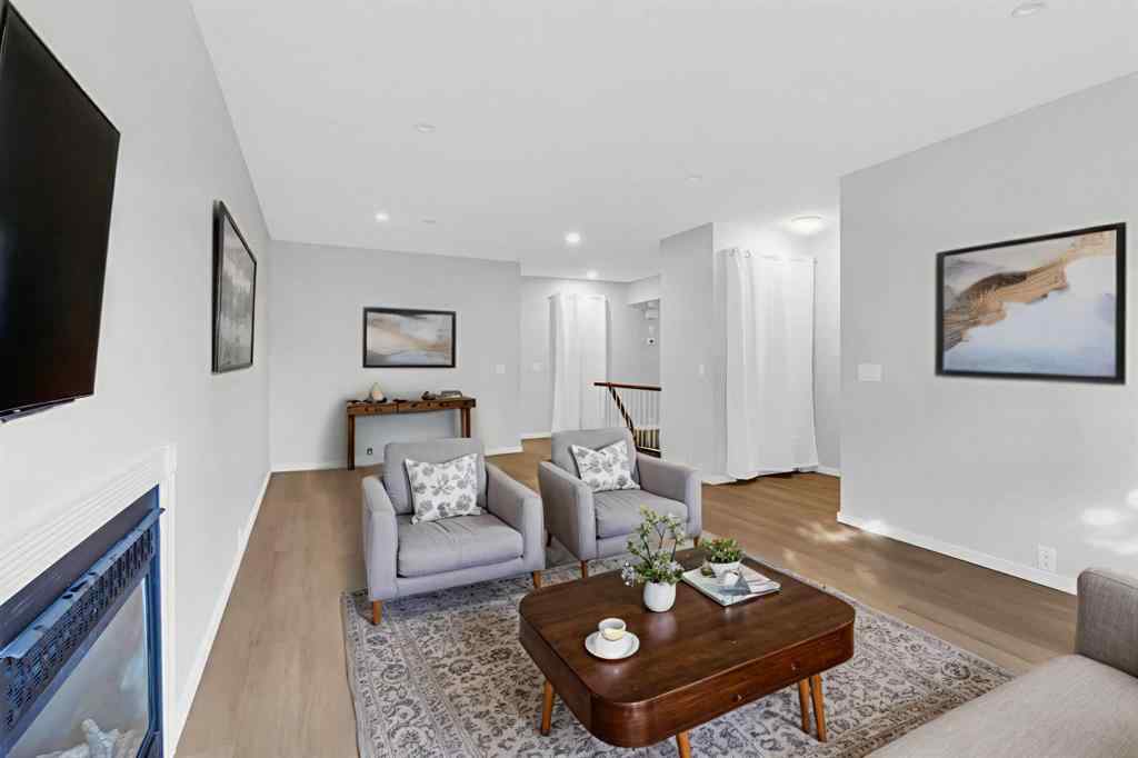 MLS® A2268511 - 968 Bracewood Rise SW in Braeside Calgary, Residential